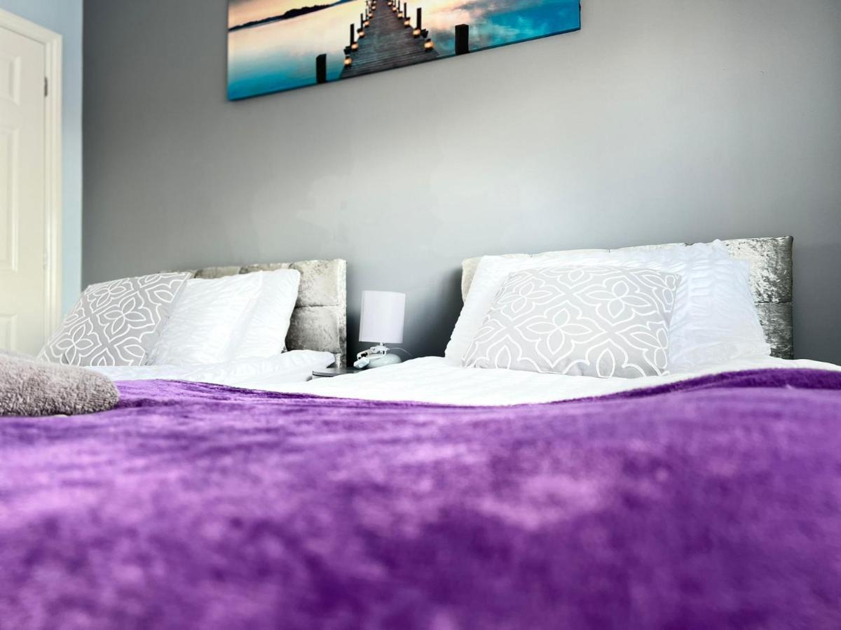 Deer Valley By Incredible Stay ปีเตอร์โบโรห์ ภายนอก รูปภาพ